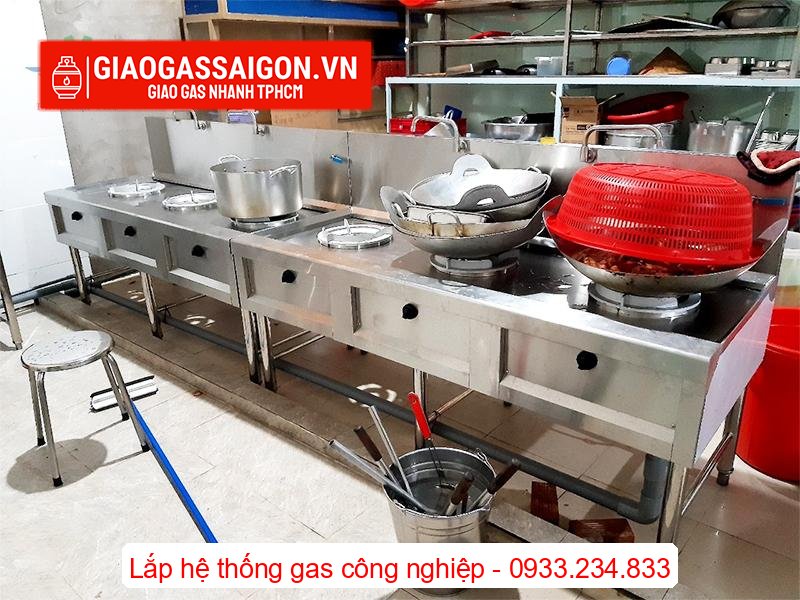 Lắp đặt hệ thống gas công nghiệp nhà hàng tại TPHCM 1 bếp á đơn kiềng tô