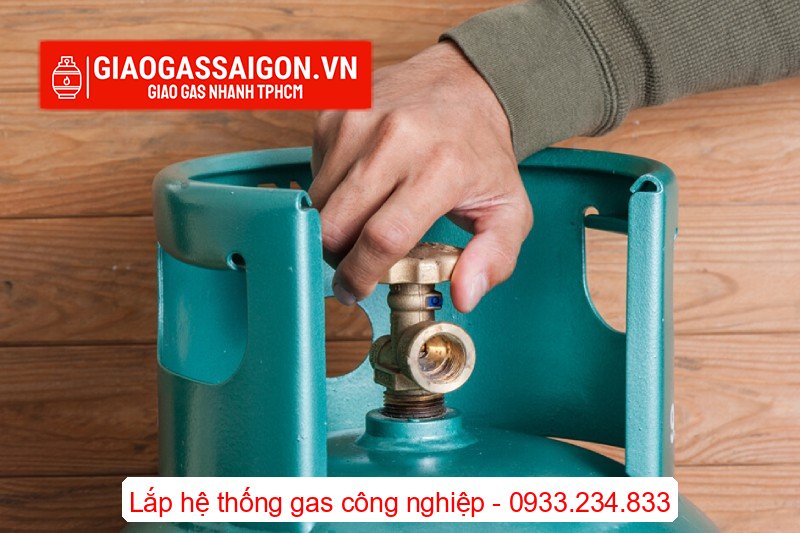 Van POL dùng cho bình gas van ngang Van POL dùng cho bình gas van ngang