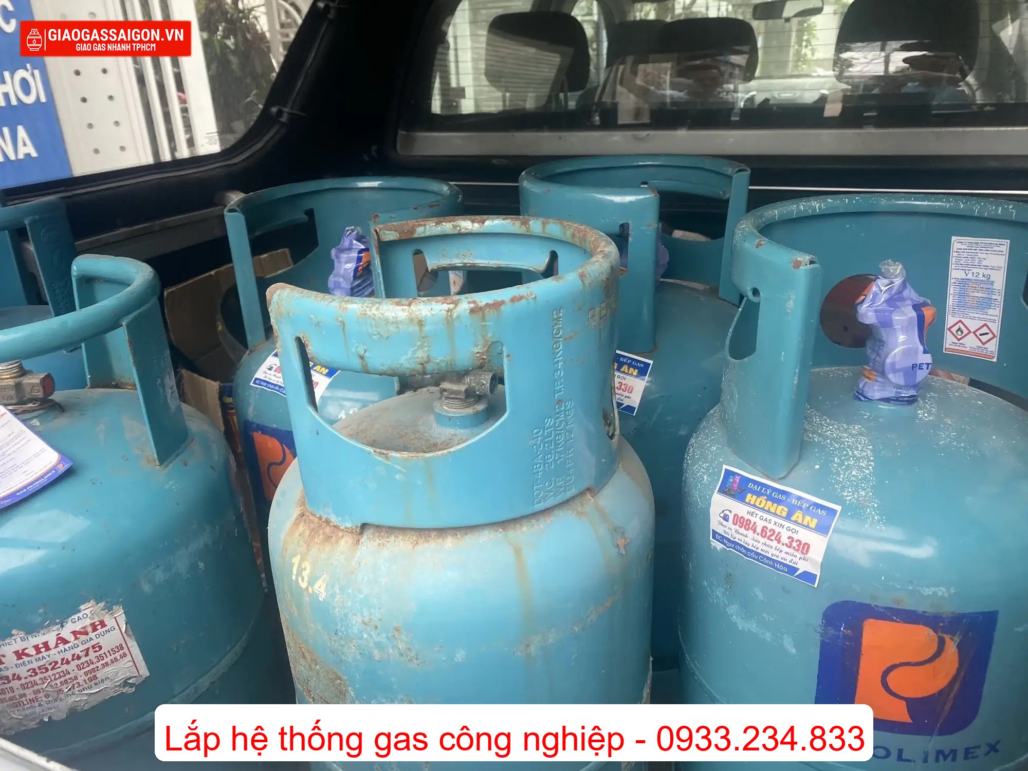 Các bình gas không dán tem chống giả, hoặc sử dụng tem (giả) mẫu cũ Các bình gas không dán tem chống giả, hoặc sử dụng tem (giả) mẫu cũ