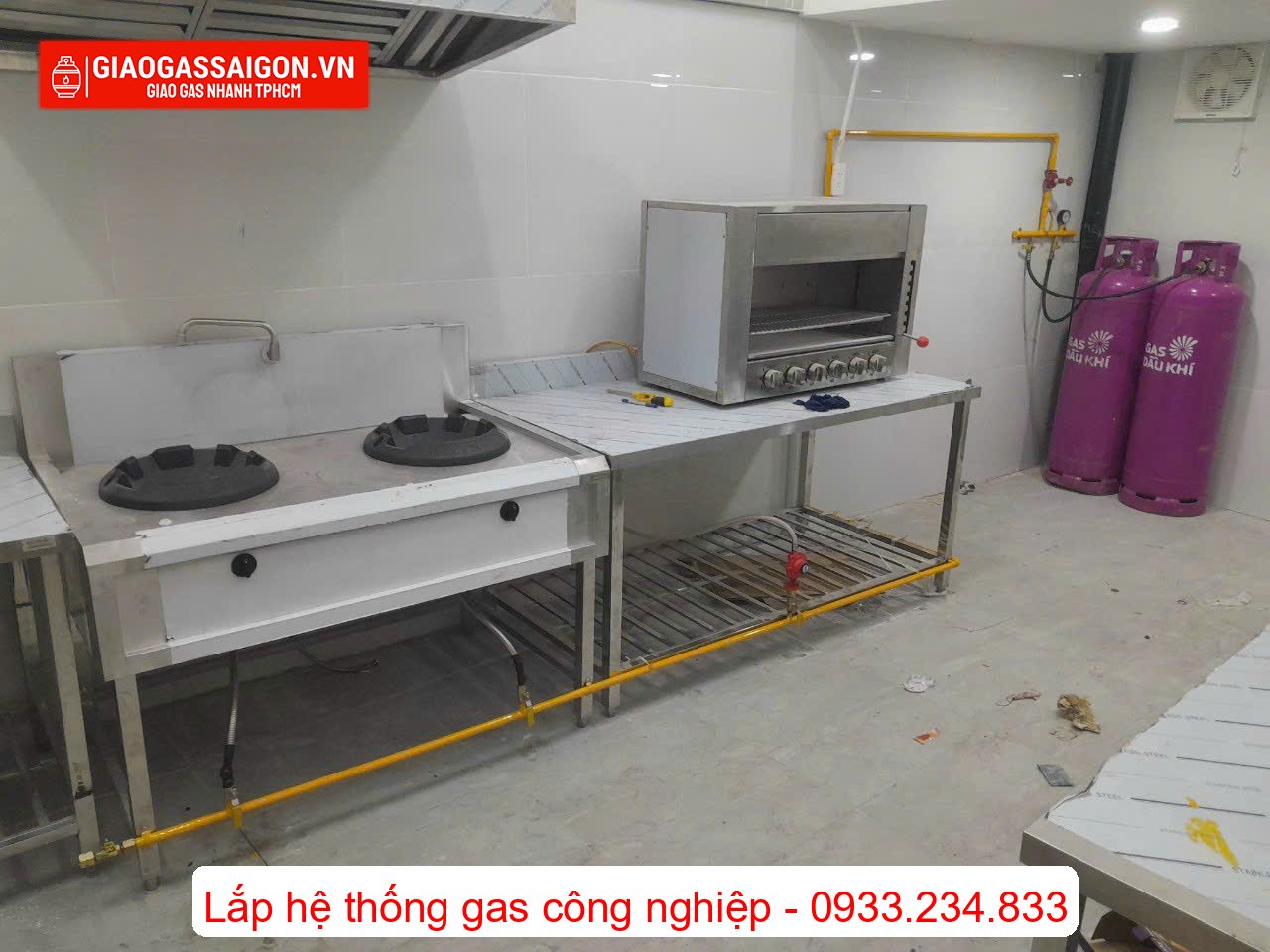 Dựa trên các yêu cầu và tính toán kỹ lưỡng, GiaoGasSaiGon.vn đã thiết kế hệ thống gas công nghiệp với các thiết bị hiện đại, đạt tiêu chuẩn an toàn cao. Dựa trên các yêu cầu và tính toán kỹ lưỡng, GiaoGasSaiGon.vn đã thiết kế hệ thống gas công nghiệp với các thiết bị hiện đại, đạt tiêu chuẩn an toàn cao.